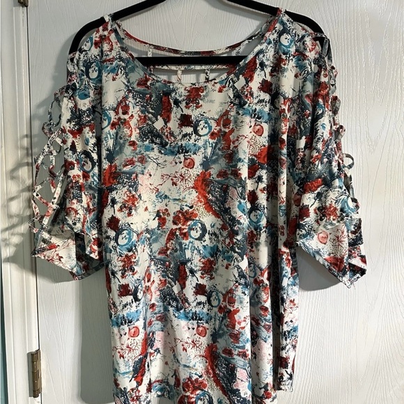 Charming Charlie Tops - Charming Charlie Multicolor Abstract Blouse